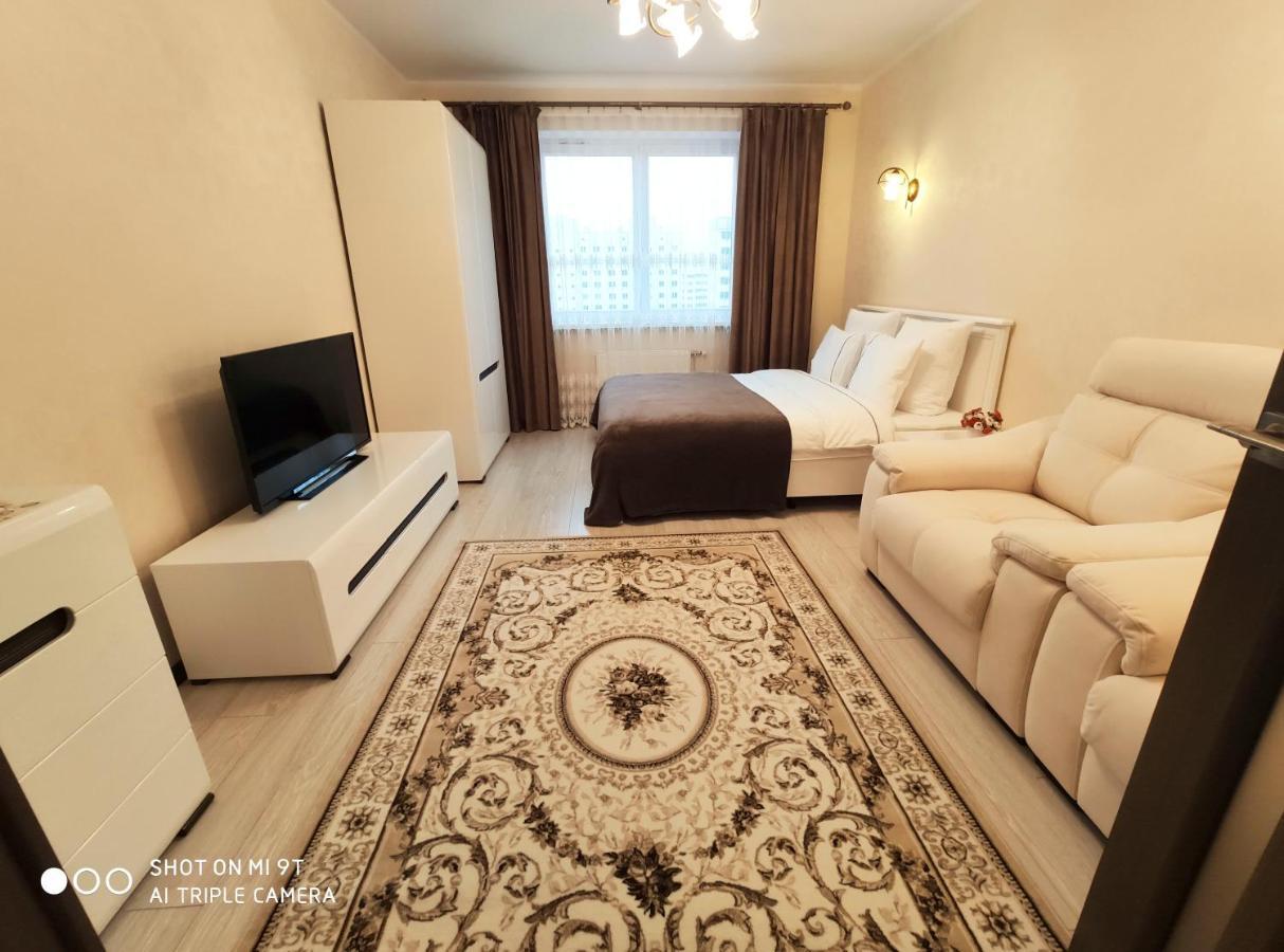Comfort Apartments - Bright Family Suite Гродно Екстериор снимка