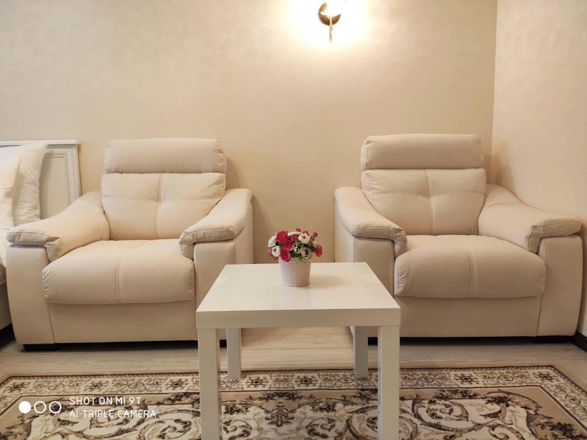 Comfort Apartments - Bright Family Suite Гродно Екстериор снимка