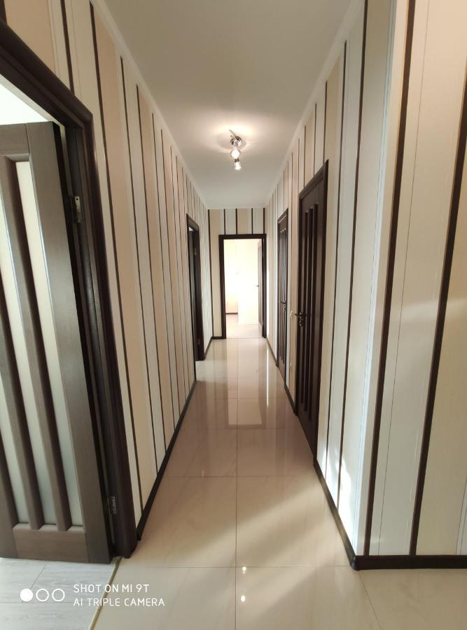 Comfort Apartments - Bright Family Suite Гродно Екстериор снимка