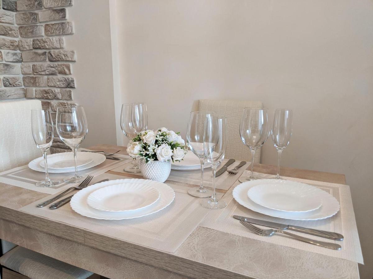 Comfort Apartments - Bright Family Suite Гродно Екстериор снимка